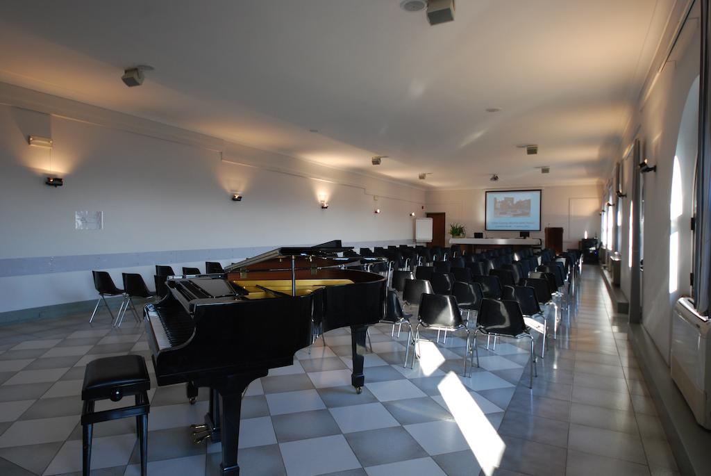 Villa Santa Maria Dell'Arco - Centro Oreb Cazzago San Martino Εξωτερικό φωτογραφία