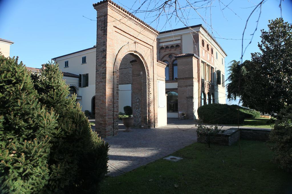 Villa Santa Maria Dell'Arco - Centro Oreb Cazzago San Martino Εξωτερικό φωτογραφία