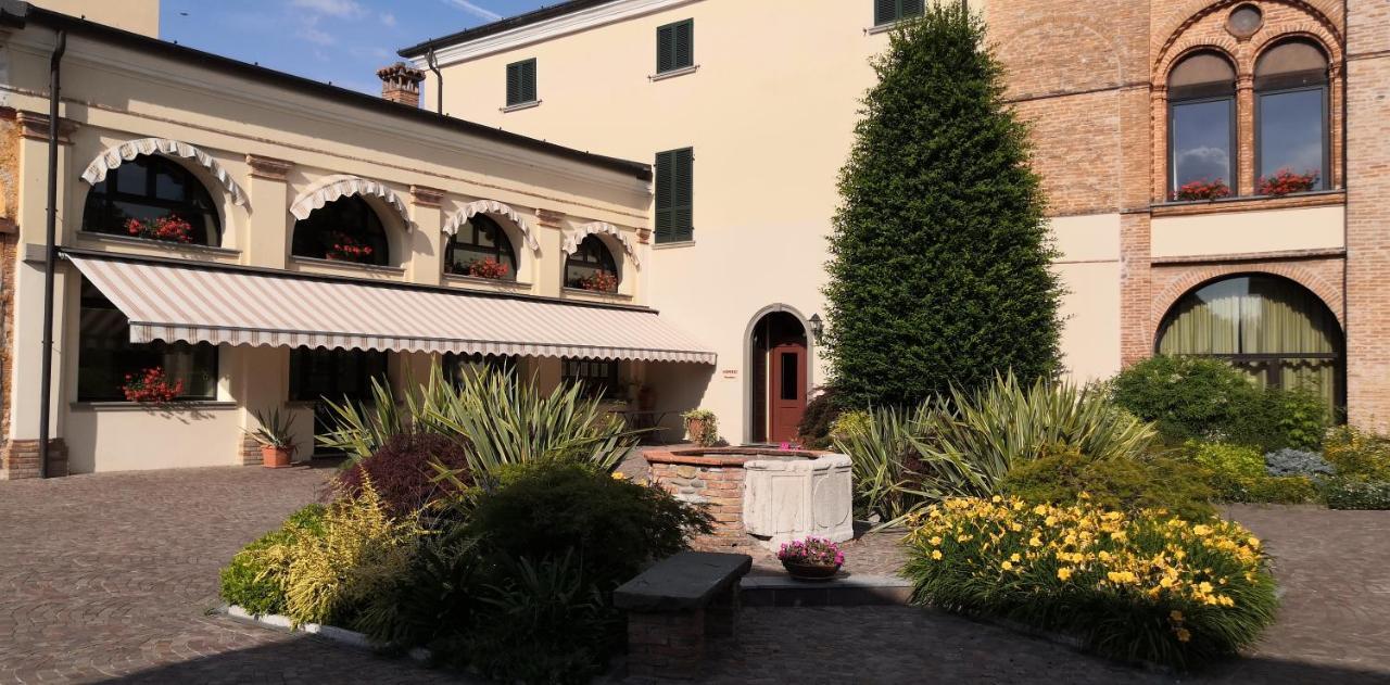 Villa Santa Maria Dell'Arco - Centro Oreb Cazzago San Martino Εξωτερικό φωτογραφία